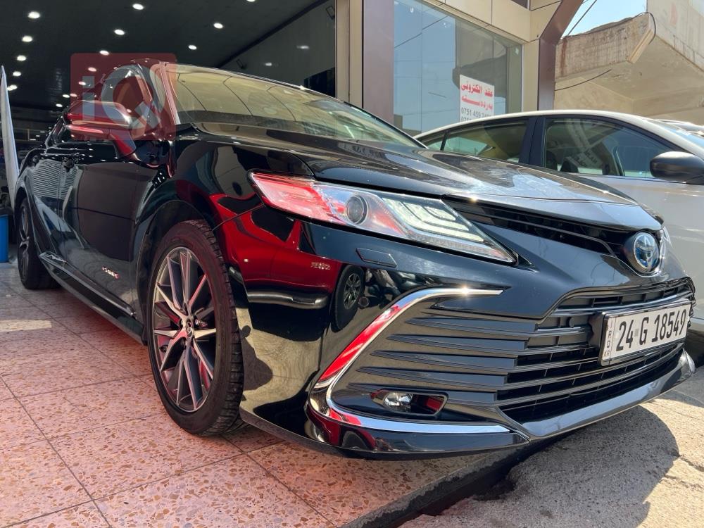 تۆیۆتا کامری